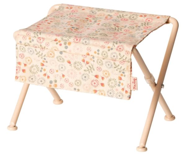 Nursery Table For Discount