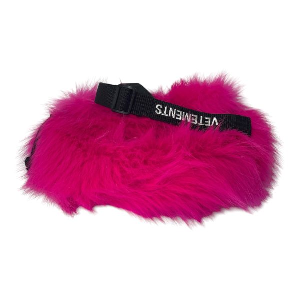 VETEMENTS Cross Body Bag Cotton PNK pink fur pouch Online Hot Sale